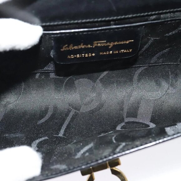Salvatore Ferragamo Gancini Chain Shoulder Bag Leather Black Gold Auth hk2926 - Picture 10 of 16